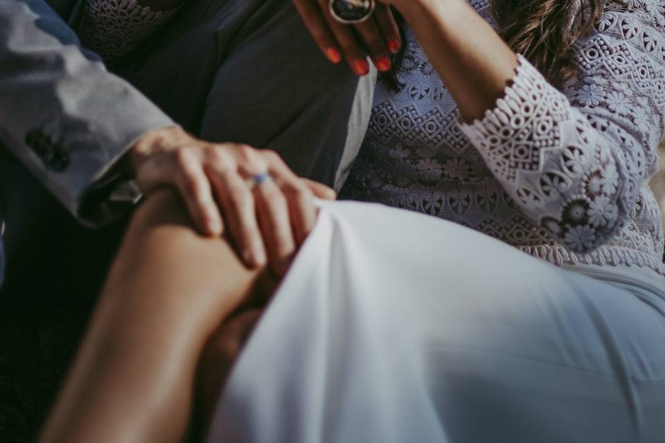 L & M