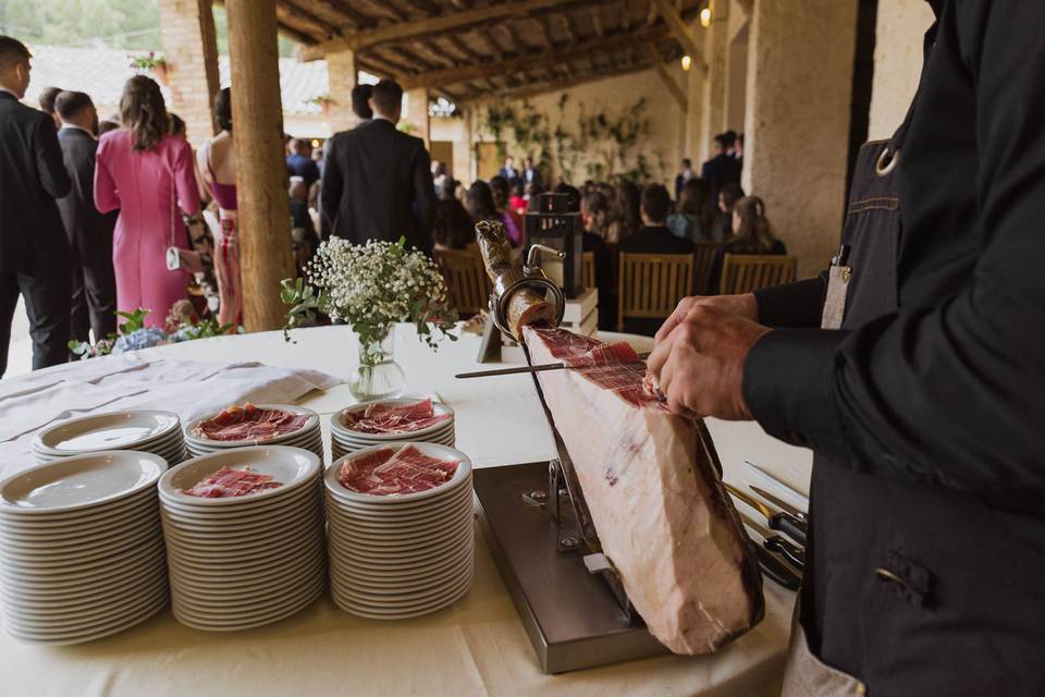 Mesa de jamón en porches