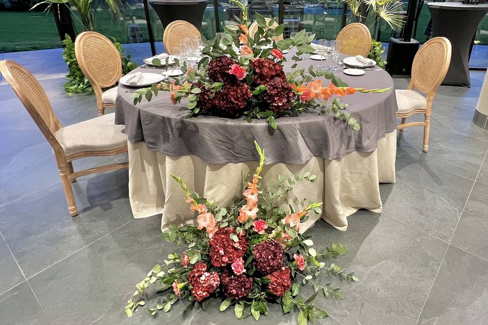 Arreglos florales mesa nupcial