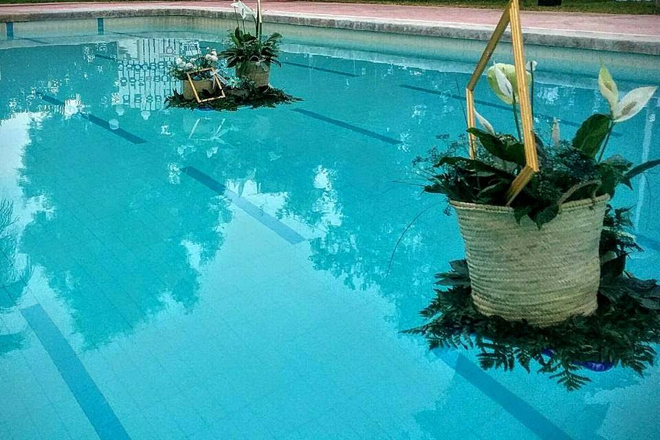 Decoración en piscina