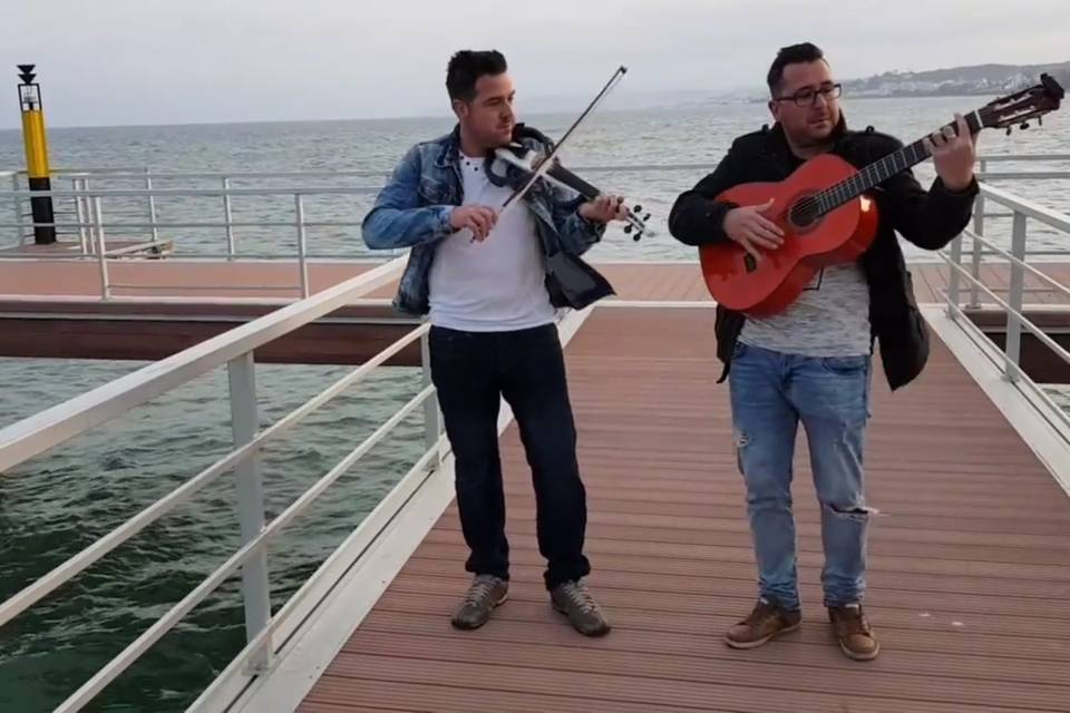 Violín y guitarra