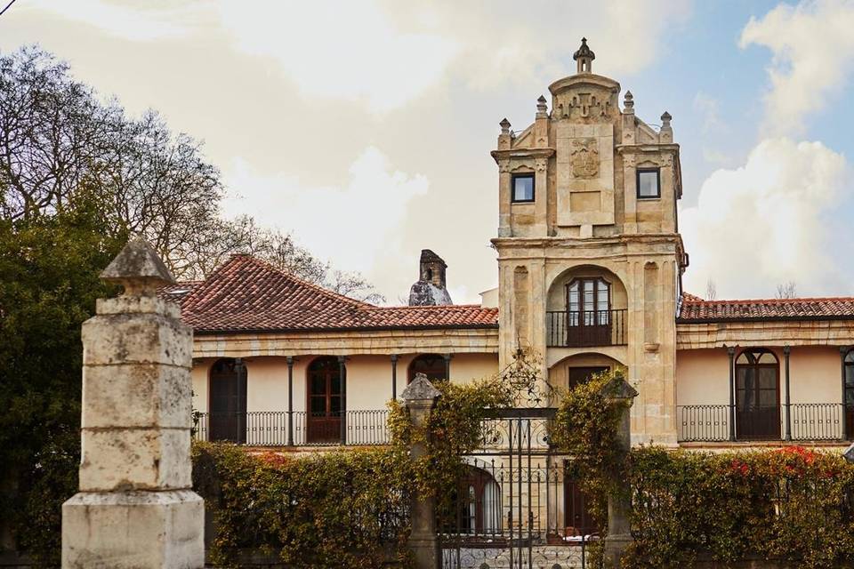 Fachada Cenador de Amós
