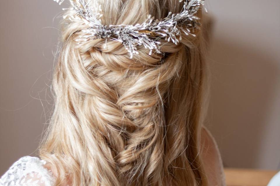 Semirecogido con trenza