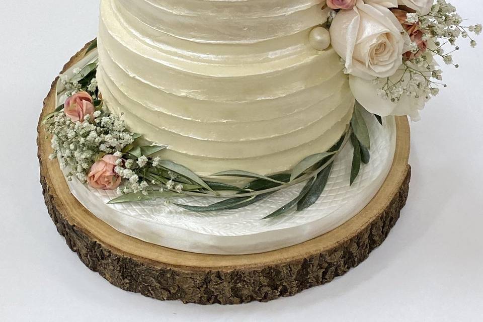 Tarta de boda con flores