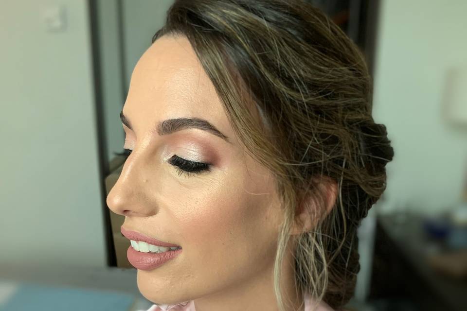 Yuliana Ducós Makeup Artist