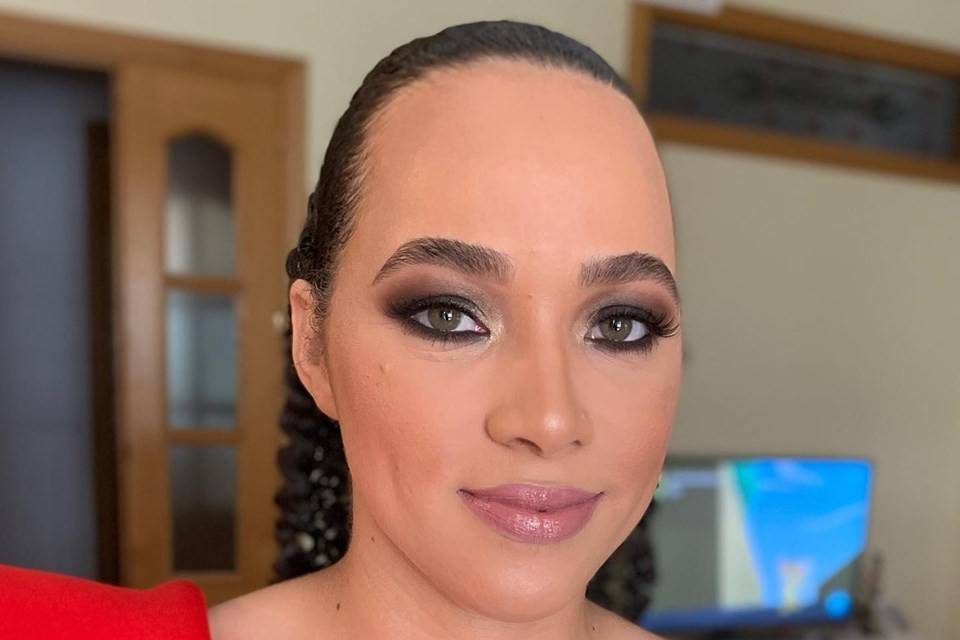 Yuliana Ducós Makeup Artist