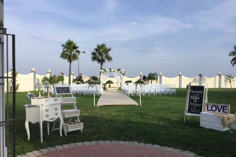 Ceremonia en jardín