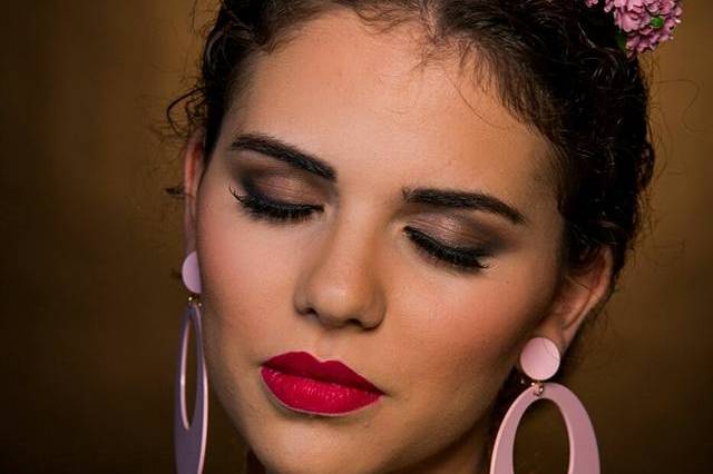 Maquillaje flamenca