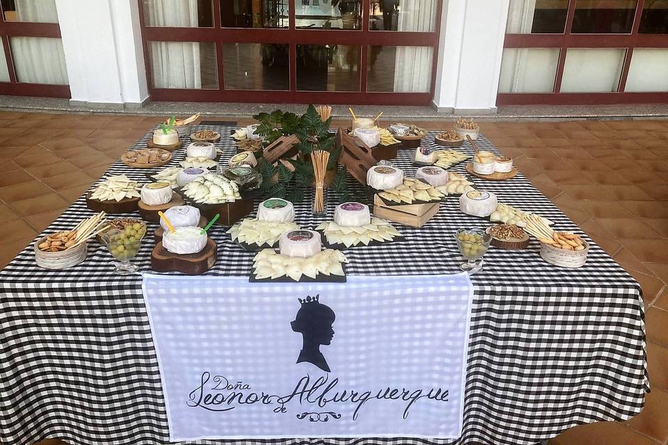 Mesa  quesos cumpleaños