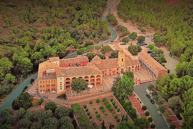 Hotel Jardines de la Santa