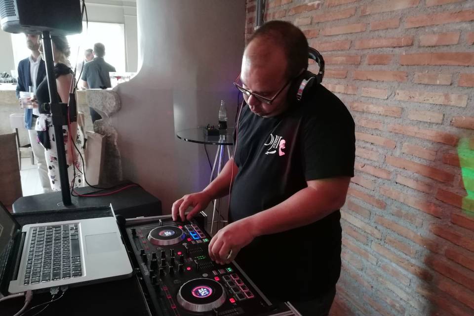 DJ Pocholo