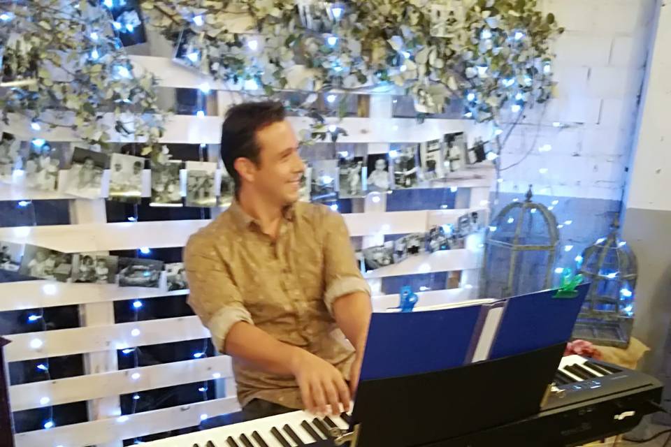 JL piano