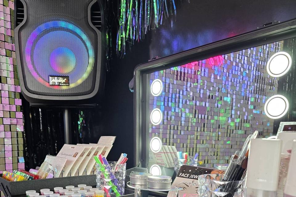 Glitter Bar