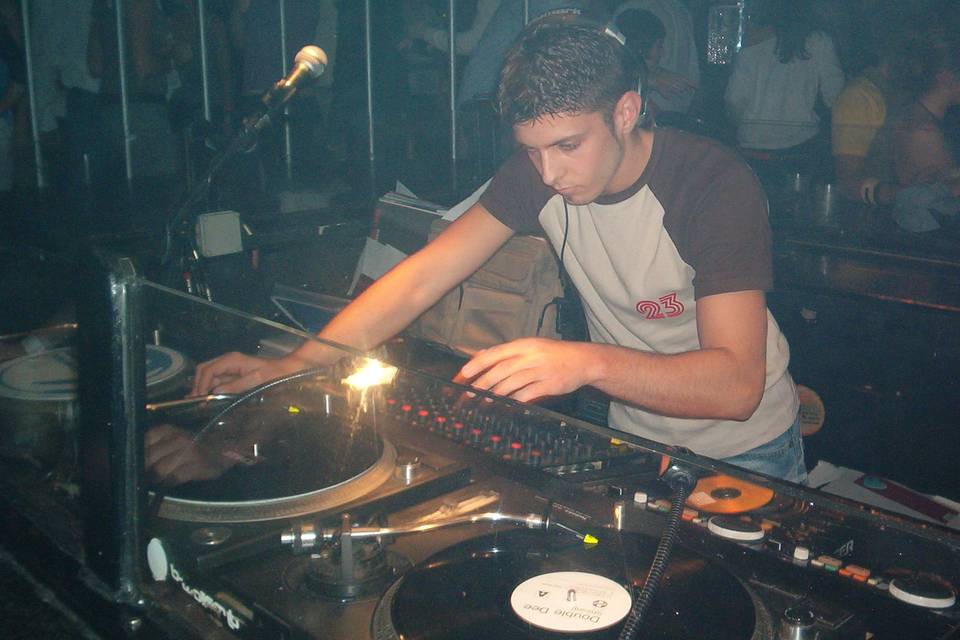 DJ Manu