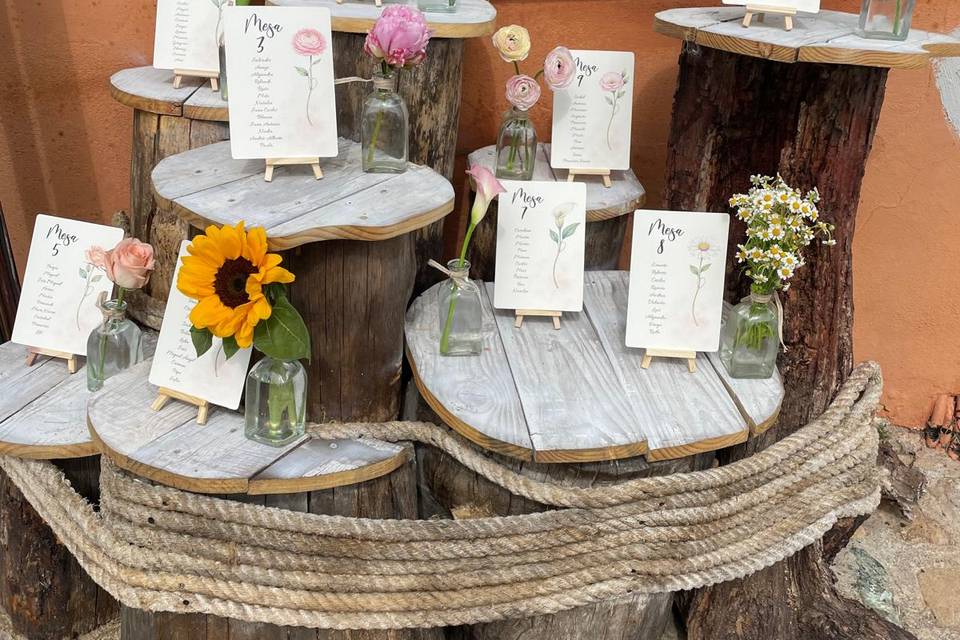 SEATING FLORAL