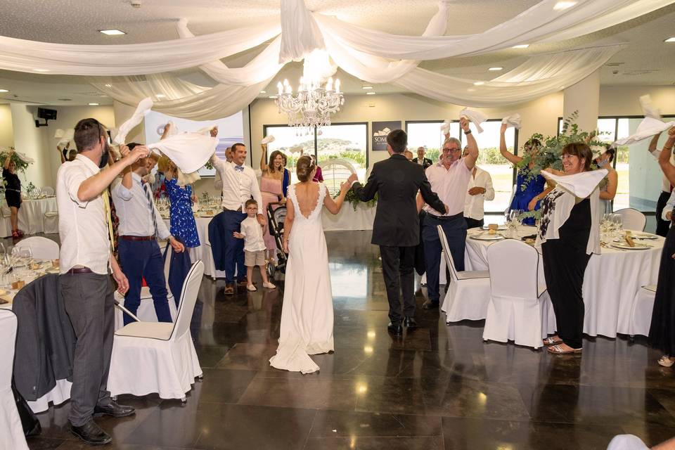 Novios en la ceremonia