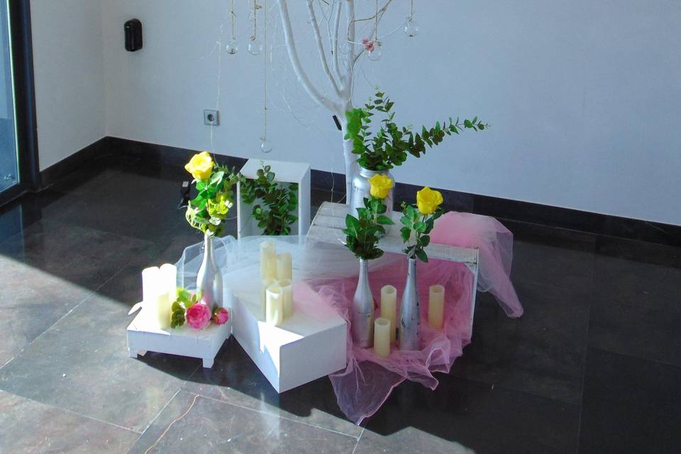 Decoración con rosas y velas