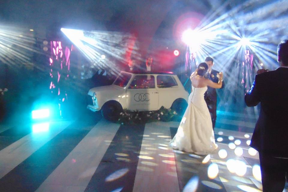 Baile con luces especiales