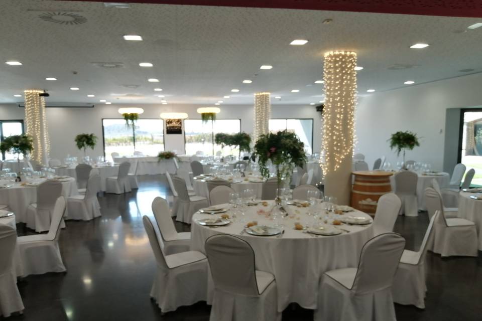 Salón con emoción