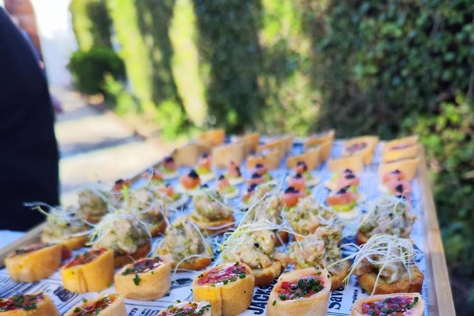 Canapes variados
