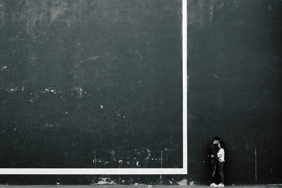 Novios en la ventana