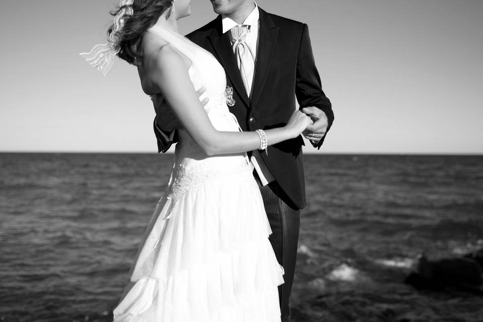 Novios en la playa