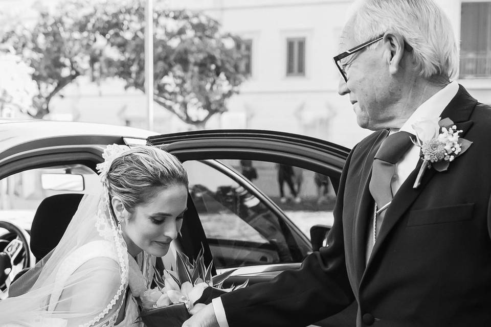 La LLegada de Ana a la iglesia