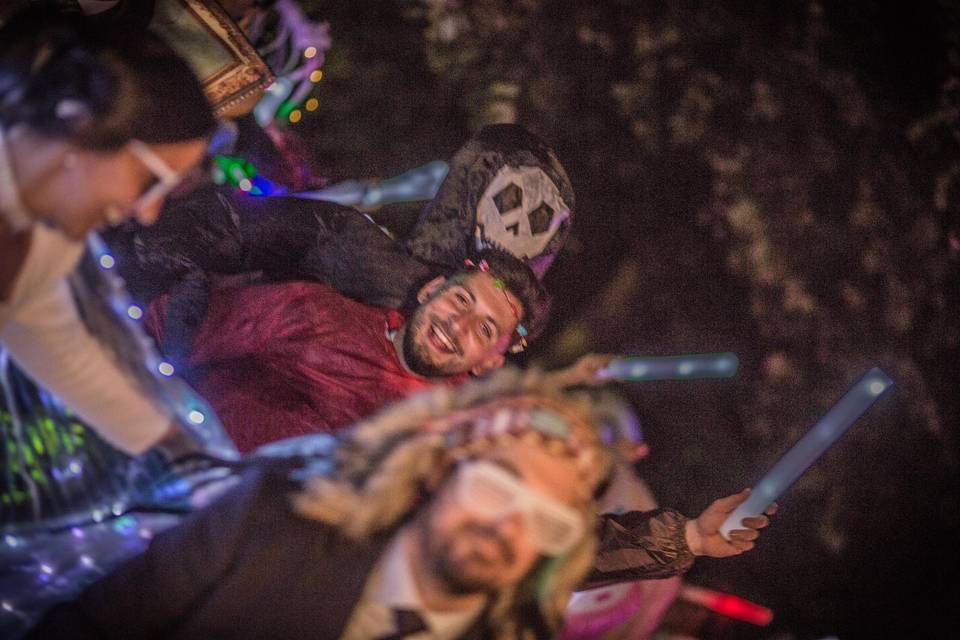 Hora loca y sonido e iluminación