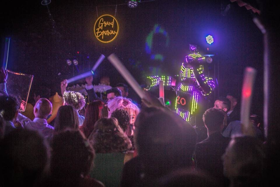 Hora loca y sonido e iluminación