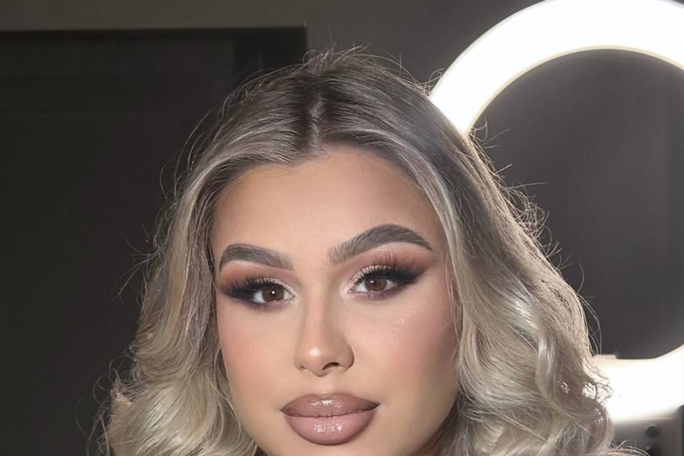 Brown makeup