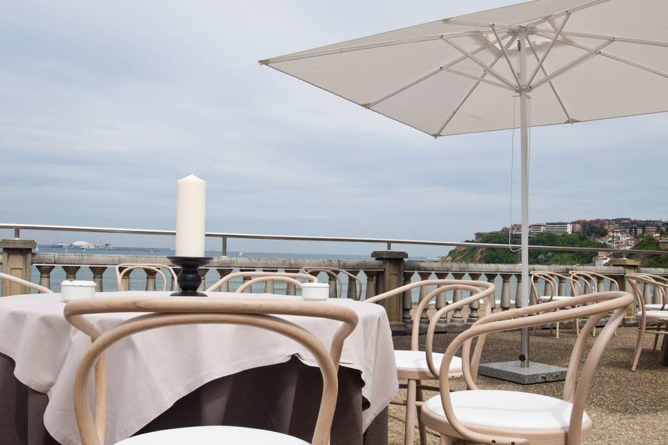 Terraza con vistas al mar