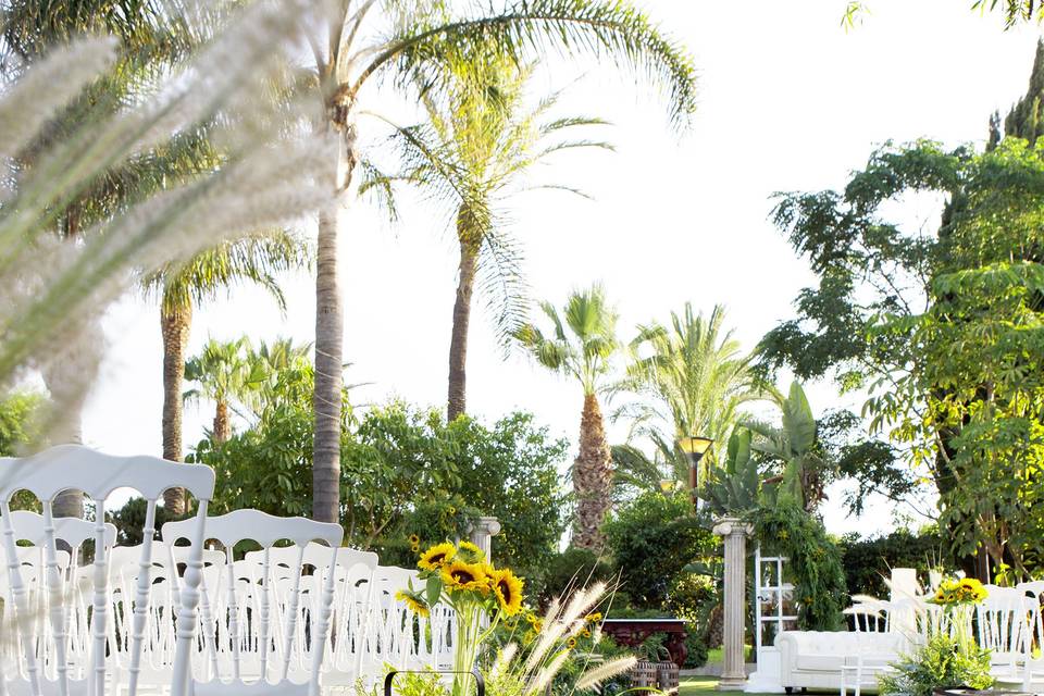 NUESTROS JARDINES