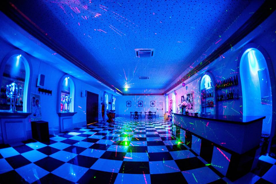 Salón dama disco