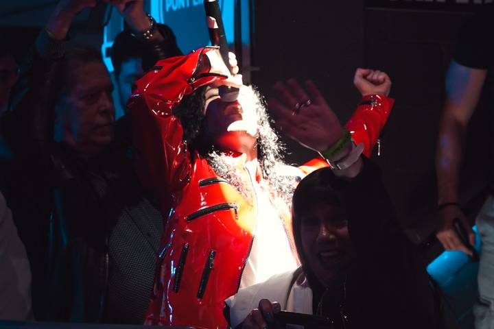 Beat it