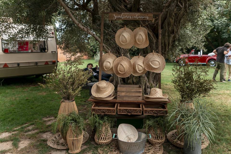 Corner de sombreros y paipais