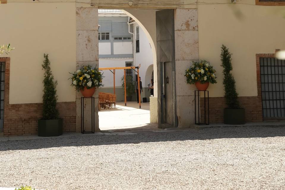 Entrada Masía