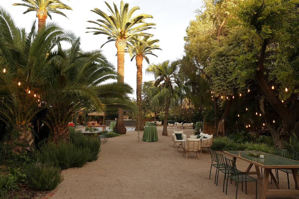 Entrada aperitivo jardín
