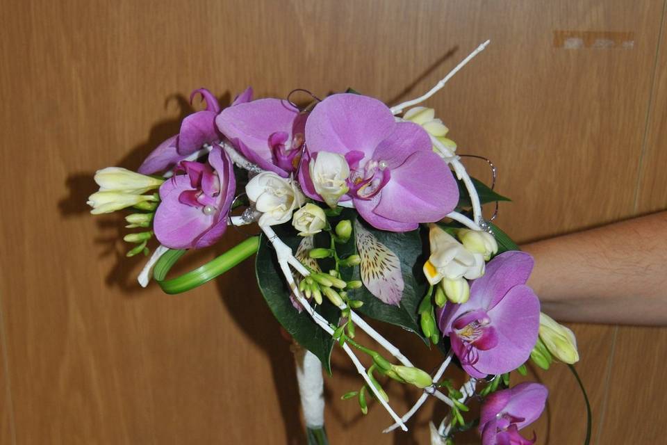 Ramo de novia con orquídeas