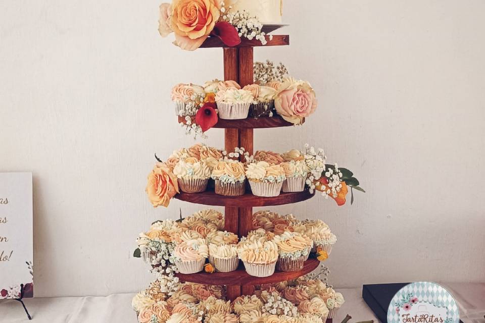 Torre de cupcakes