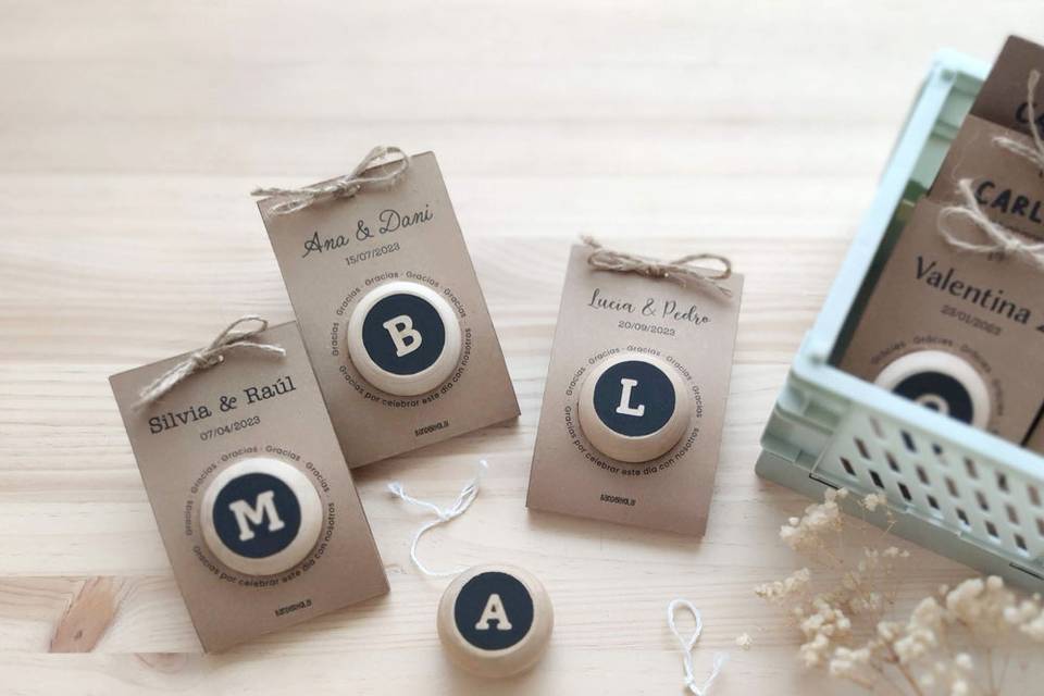Yoyós de madera personalizados