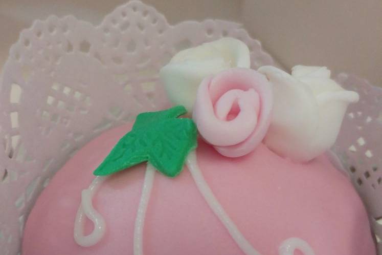 Cupcakes rosa flores fondant