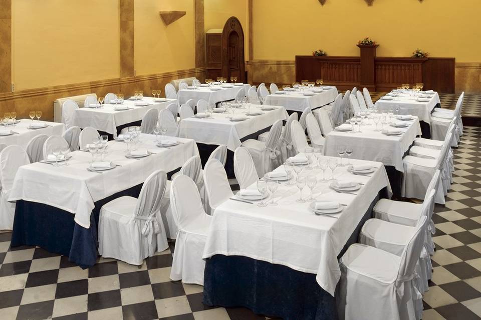 Salón en la iglesia