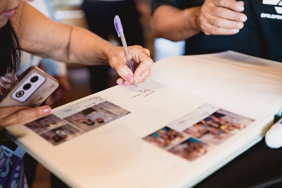 detalle_libro_firmas_escribir