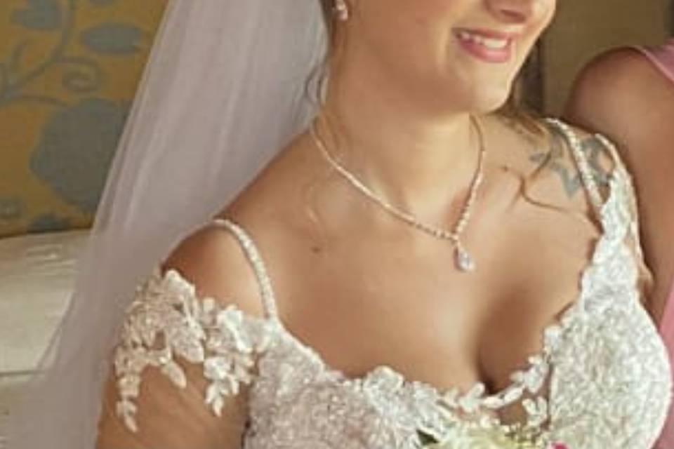 Recogido con tiara