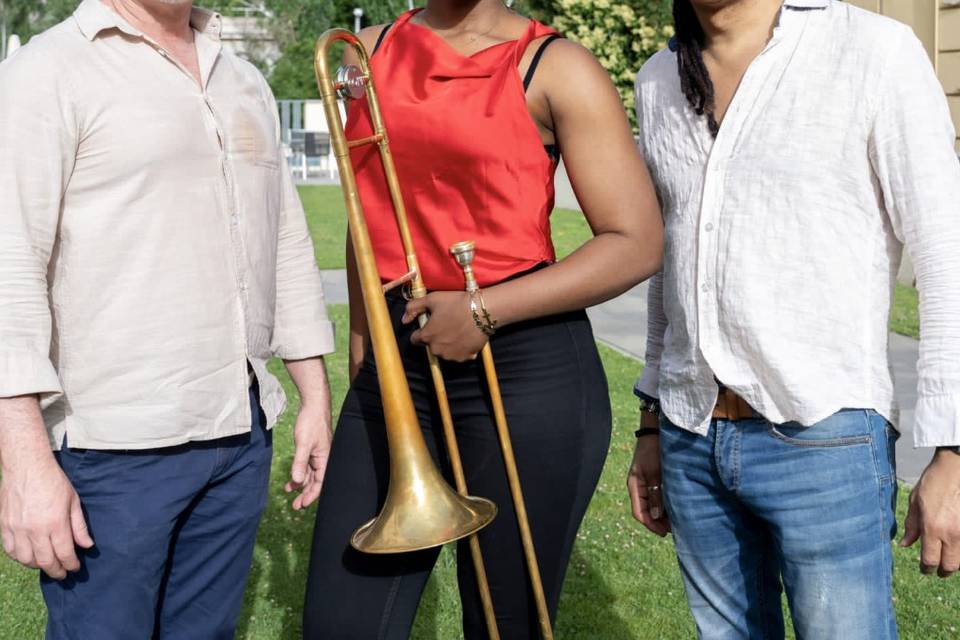 Trío de música latina