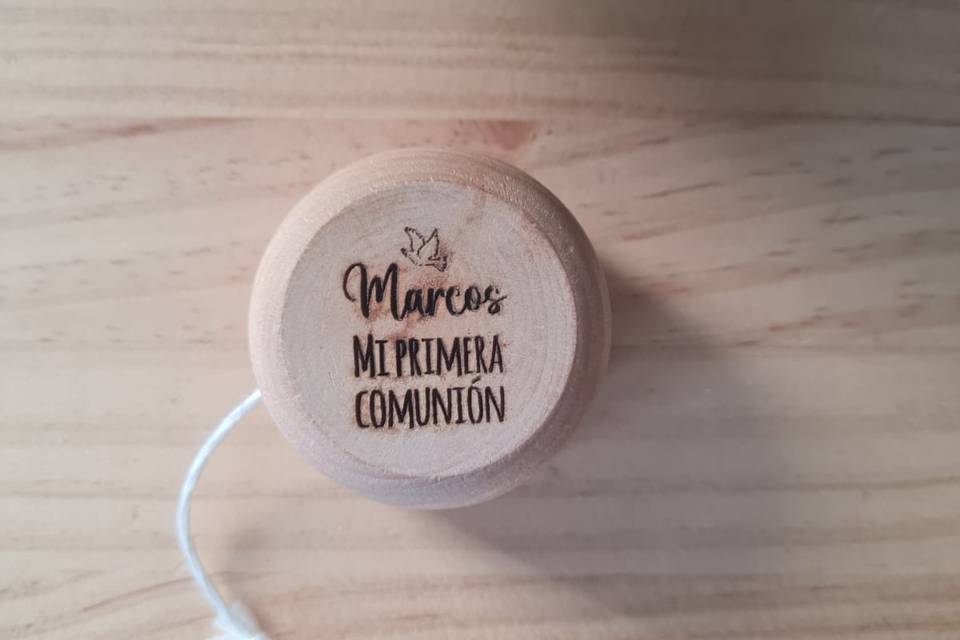 Yoyós de madera personalizados