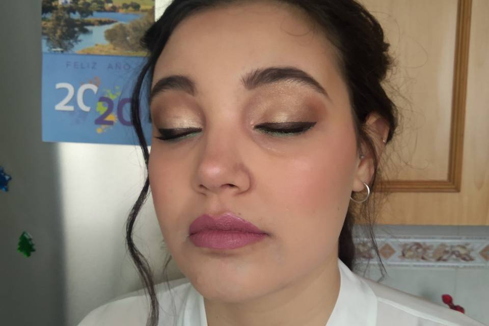 Maquillaje de día de novia