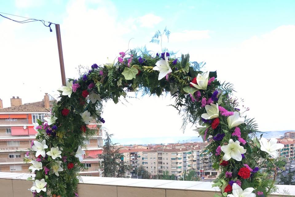 Arco floral para boda cívil