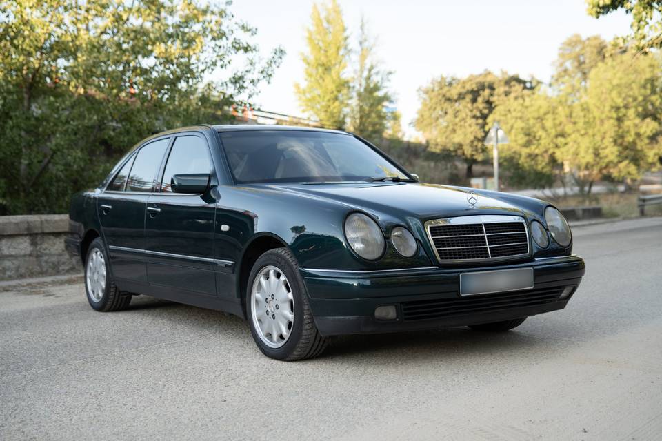 Mercedes Benz E 320 Elegance