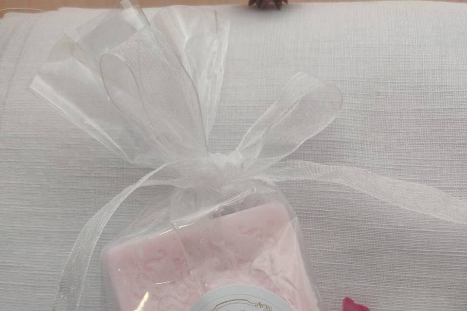 Jabón artesano con rosa mosqueta